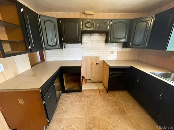 1100 S Zenobia, Denver, CO 80219