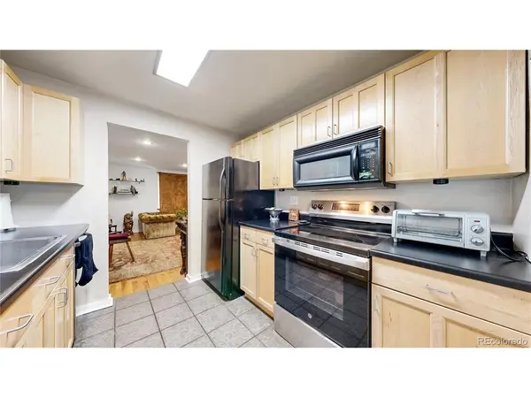 1080 Krameria, Denver, CO 80220