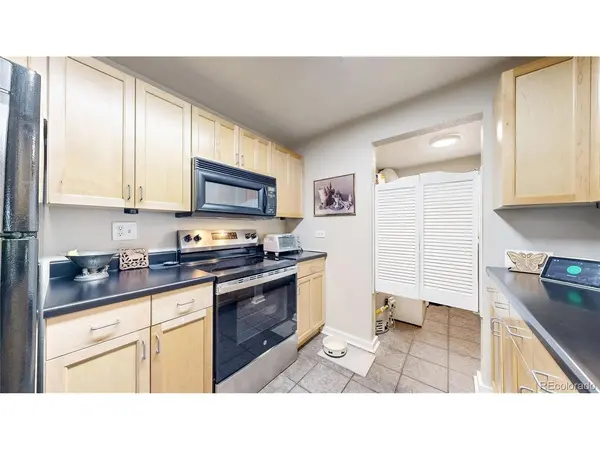1080 Krameria, Denver, CO 80220