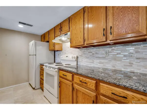 9690 Brentwood #303, Broomfield, CO 80021