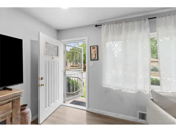 6487 Independence, Arvada, CO 80004