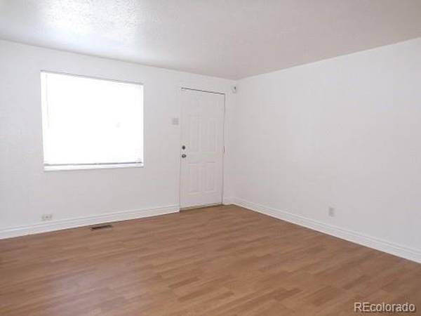 1129 Dallas, Aurora, CO 80010