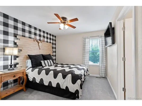82 S Newbern, Aurora, CO 80018