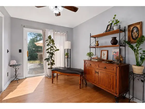 1092 S Iris, Lakewood, CO 80226