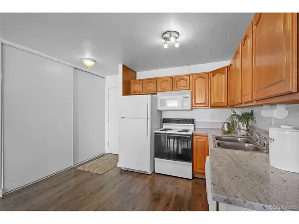 1121 Albion #609, Denver, CO 80220