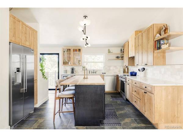 76 Wonderland, Golden, CO 80403