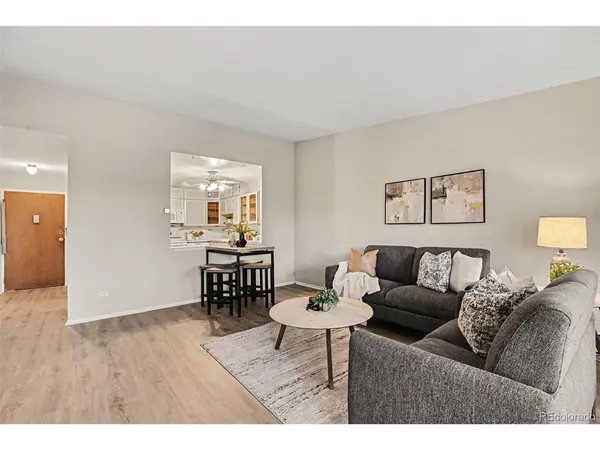 615 S Alton #7D, Denver, CO 80247