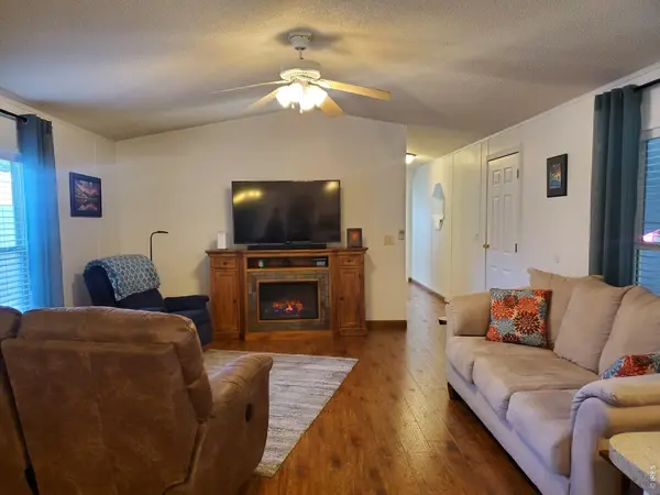 1468 Sylmar #39, Loveland, CO 80537