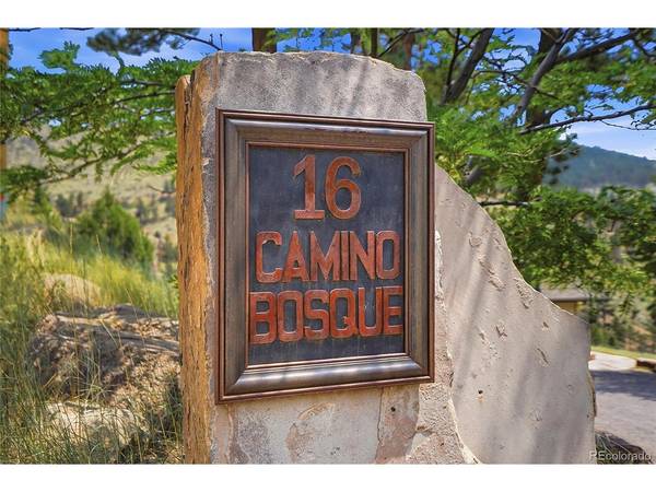 16 Camino Bosque, Boulder, CO 80302