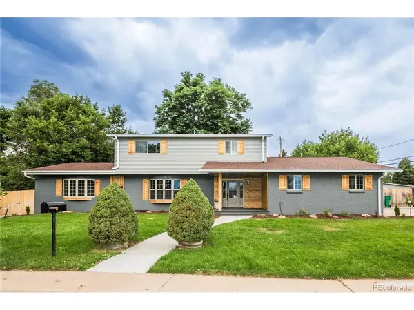 306 E Maplewood, Littleton, CO 80121
