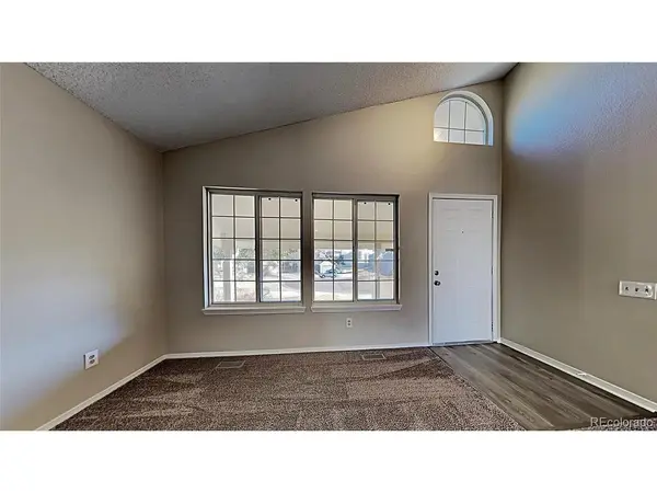 841 Thames, Highlands Ranch, CO 80126