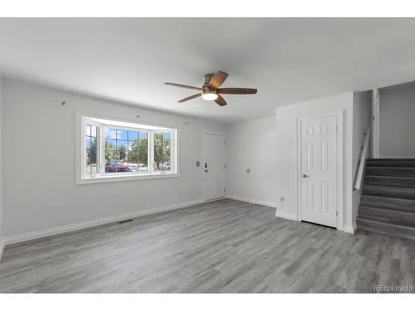 659 S Newark, Aurora, CO 80012