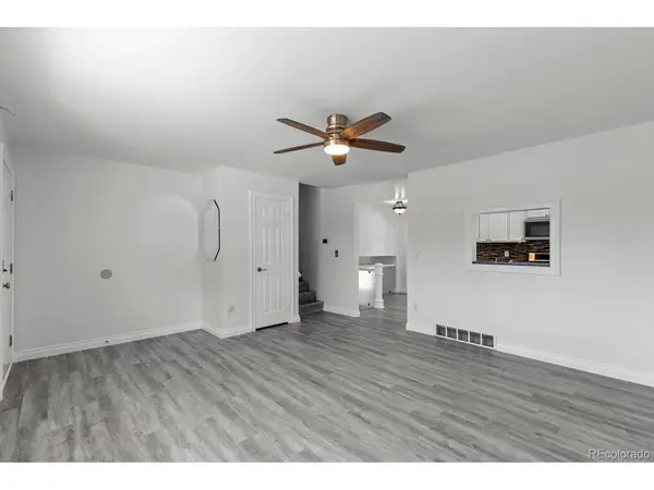 659 S Newark, Aurora, CO 80012