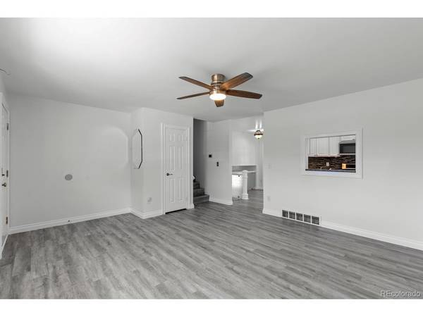 659 S Newark, Aurora, CO 80012