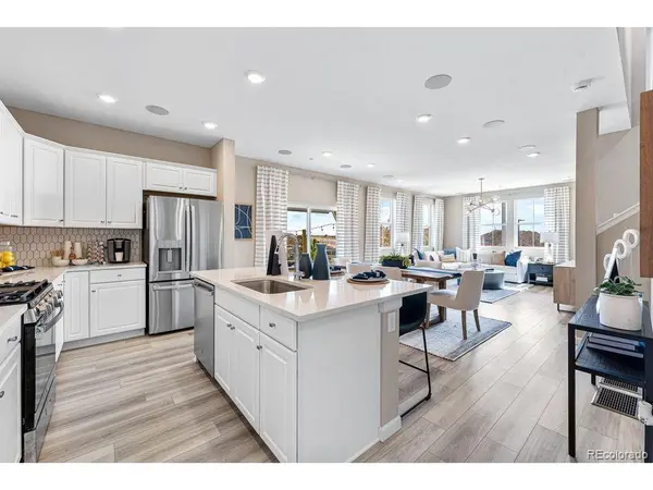 23722 E 33rd, Aurora, CO 80019