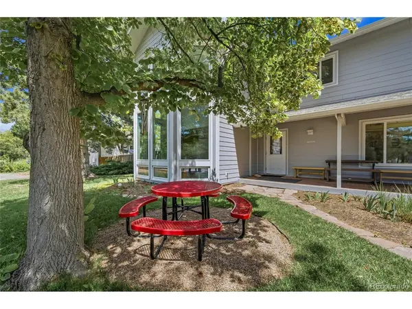 5441 Pennsylvania, Boulder, CO 80303