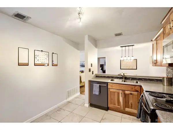 2330 E Fremont #19-J, Centennial, CO 80122