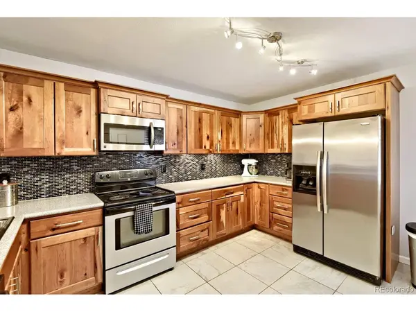 2330 E Fremont #19-J, Centennial, CO 80122