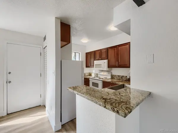 1705 Heatheridge #E-102, Fort Collins, CO 80526
