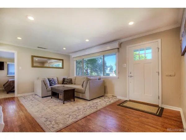 5656 S Elmwood, Littleton, CO 80120