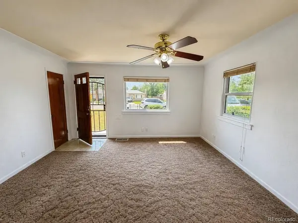 1132 Moline, Aurora, CO 80010