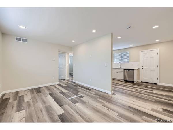 2545 Kenton, Aurora, CO 80010