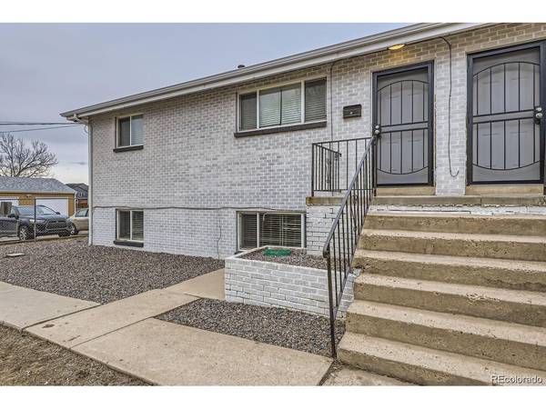 2545 Kenton, Aurora, CO 80010