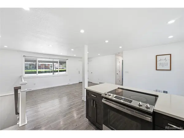 8325 Oakwood, Westminster, CO 80031