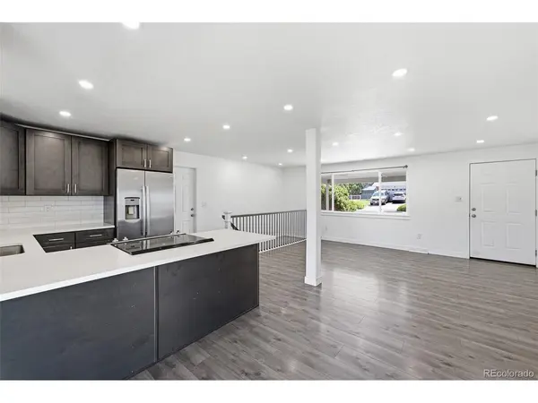 8325 Oakwood, Westminster, CO 80031