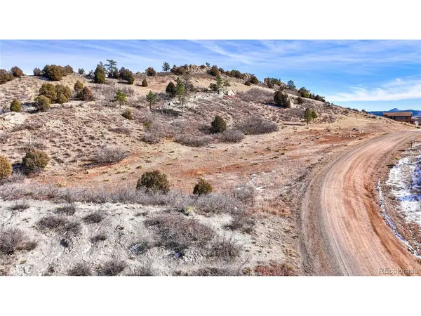 5819 Country Club, Larkspur, CO 80118