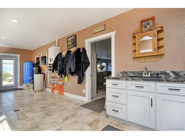 800 Wet Mountain Trail, Westcliffe, CO 81252