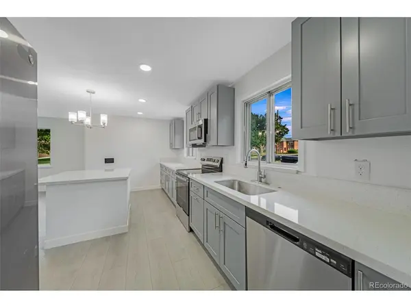 2921 Jasmine, Denver, CO 80207