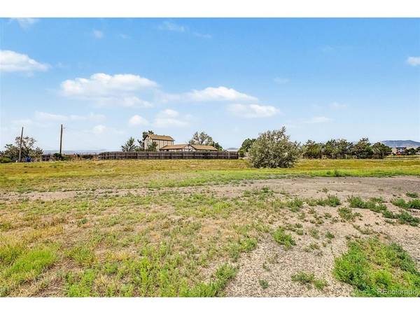 8473 Indiana, Arvada, CO 80007