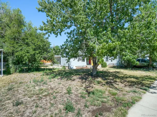 4985 Newton, Denver, CO 80221