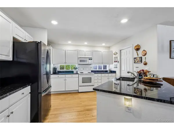 1011 S Valentia #95, Denver, CO 80247