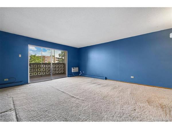 9150 E Center #4B, Denver, CO 80247