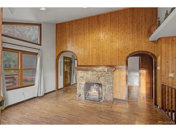 9735 Mountain, Cascade, CO 80809