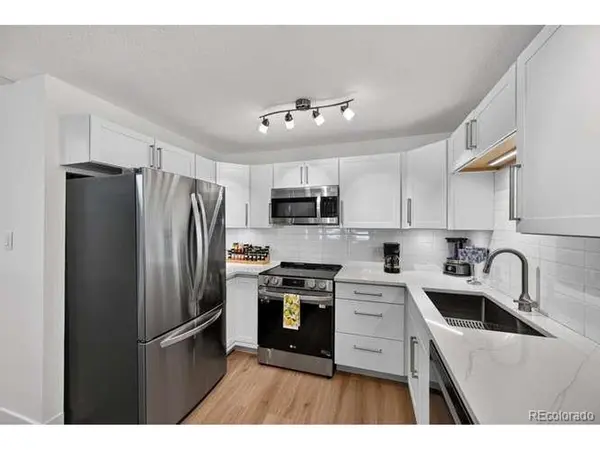 745 S Alton #11A, Denver, CO 80247