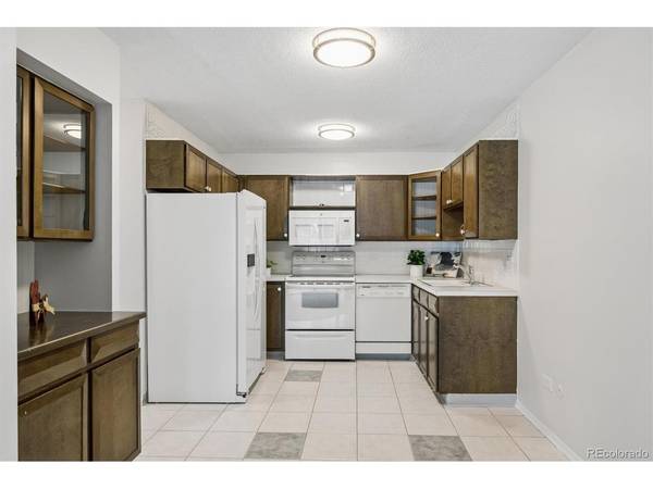 665 S Alton #8A, Denver, CO 80247