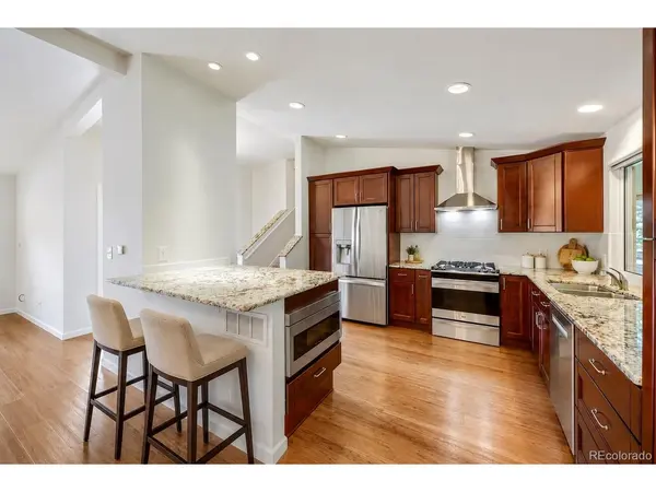 883 S Nelson, Lakewood, CO 80226