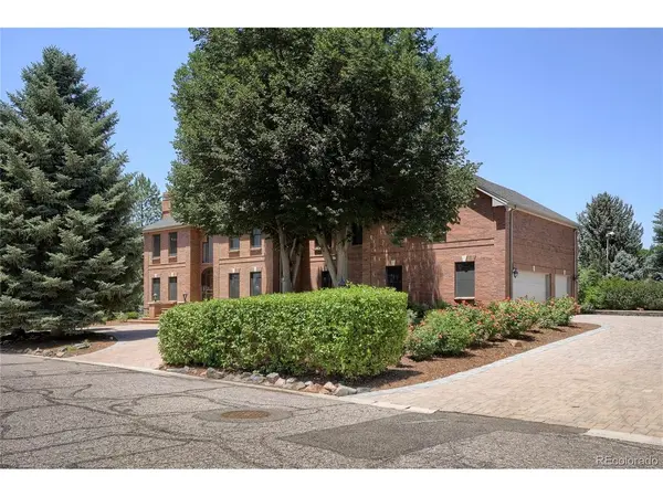 702 Shadycroft, Littleton, CO 80120