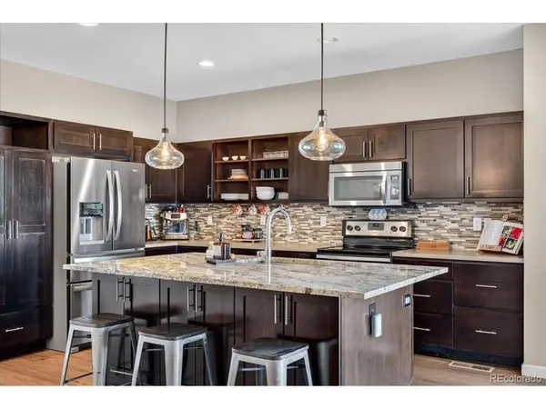 10249 Southlawn, Commerce City, CO 80022