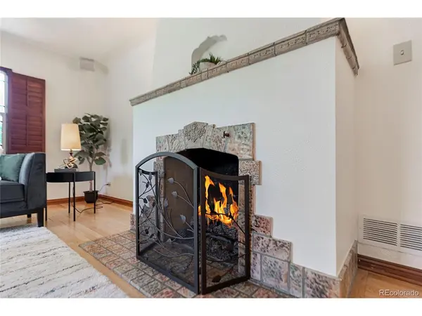 1090 Bonnie Brae, Denver, CO 80209