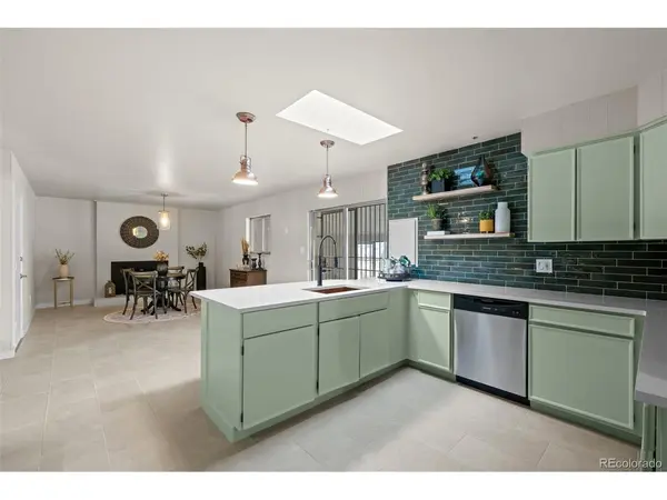 442 Titan, Aurora, CO 80011
