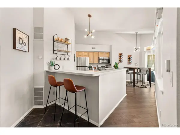 6001 S Yosemite #B301, Greenwood Village, CO 80111