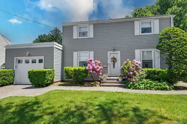 83 Whitman RD, Yonkers, NY 10710