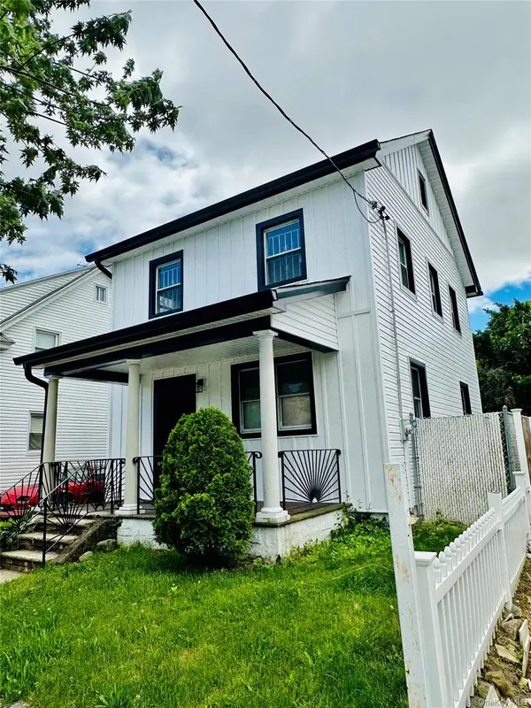 11124 170th ST, Jamaica, NY 11433