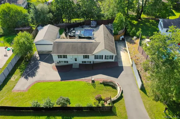 41 Martin DR, Poughkeepsie, NY 12603