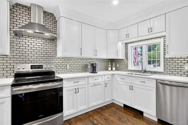 38 Laurel ST, Garden City, NY 11530