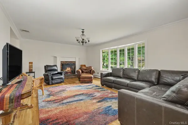 41 Fenwood RD, Mahopac, NY 10541